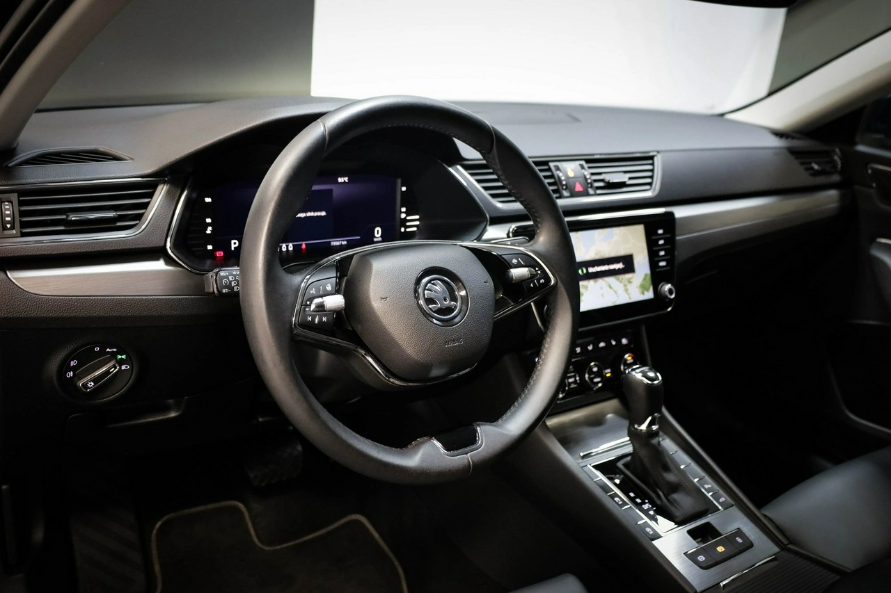 Skoda Superb - Zdjęcie 10