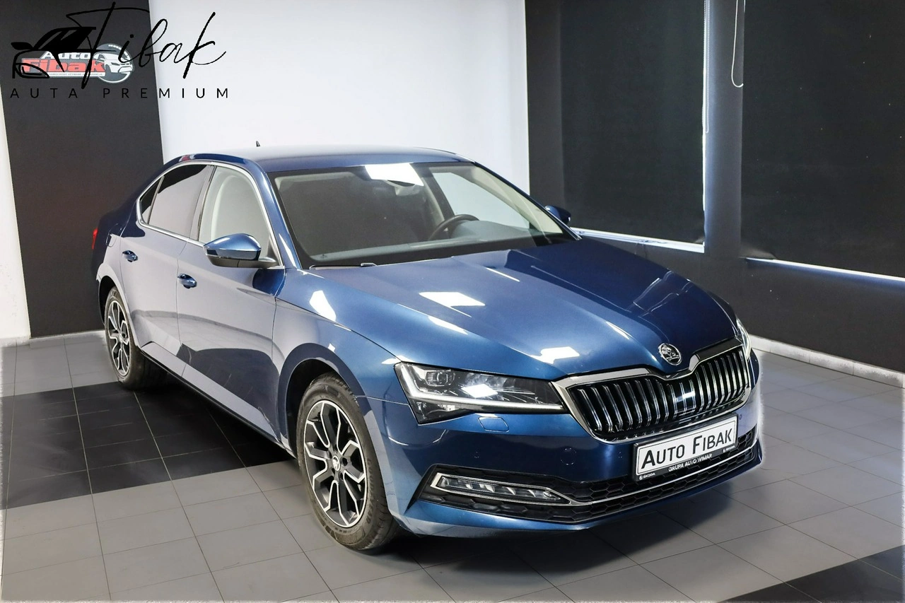 Skoda Superb - Główne zdjęcie