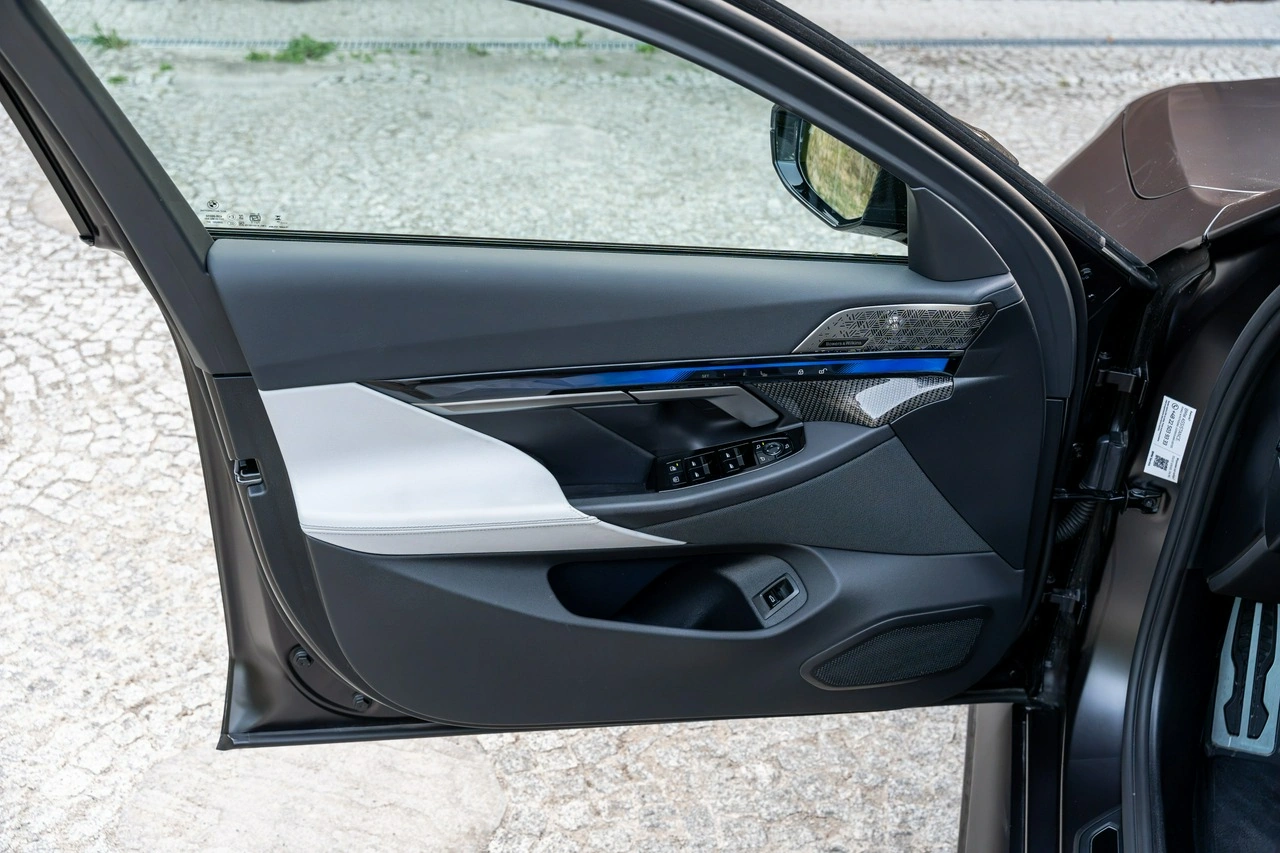 BMW M5 - Zdjęcie 39