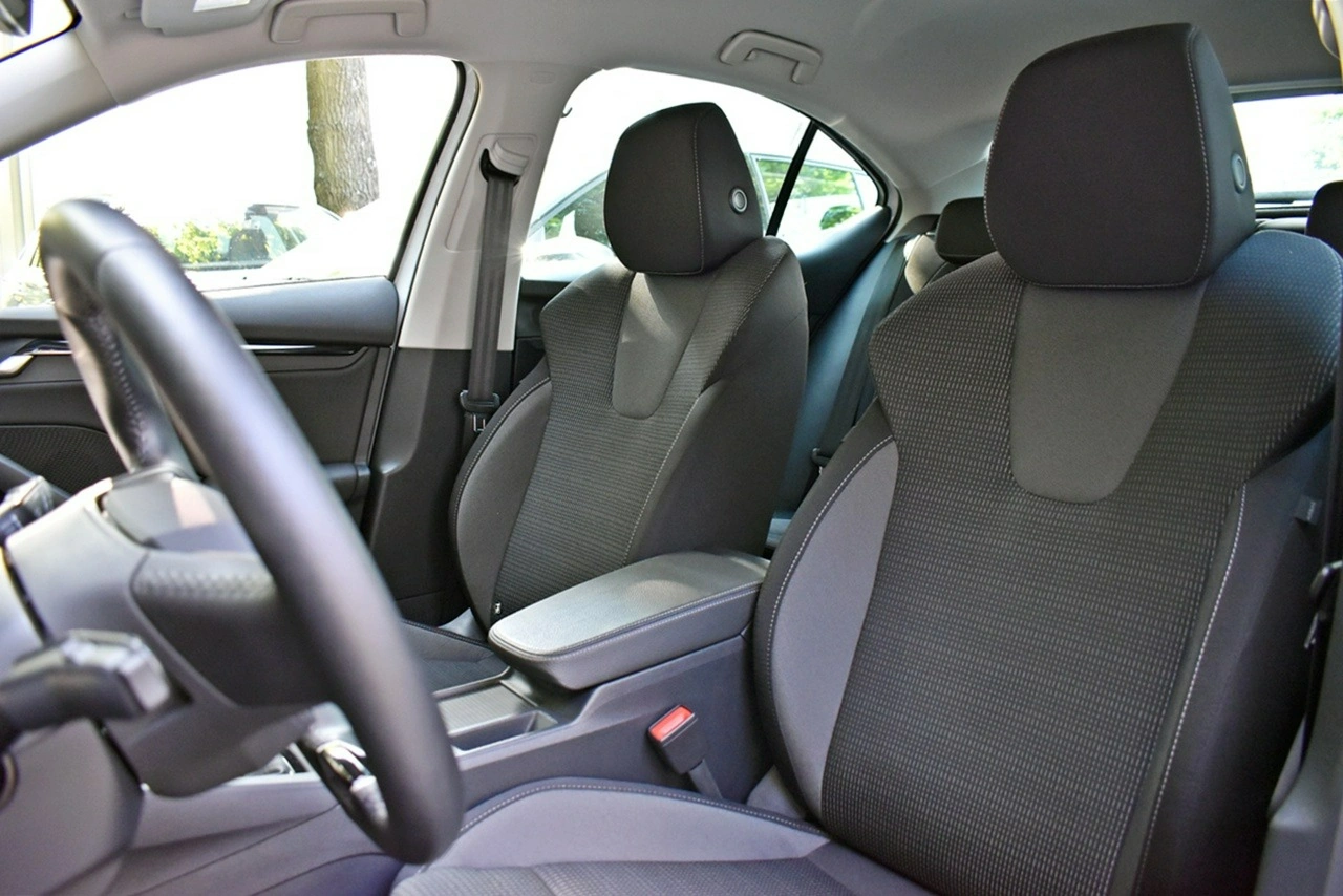 Skoda Octavia - Zdjęcie 11