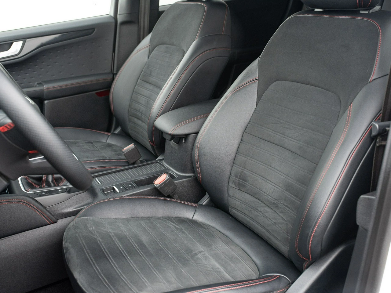 Ford Kuga - Zdjęcie 10
