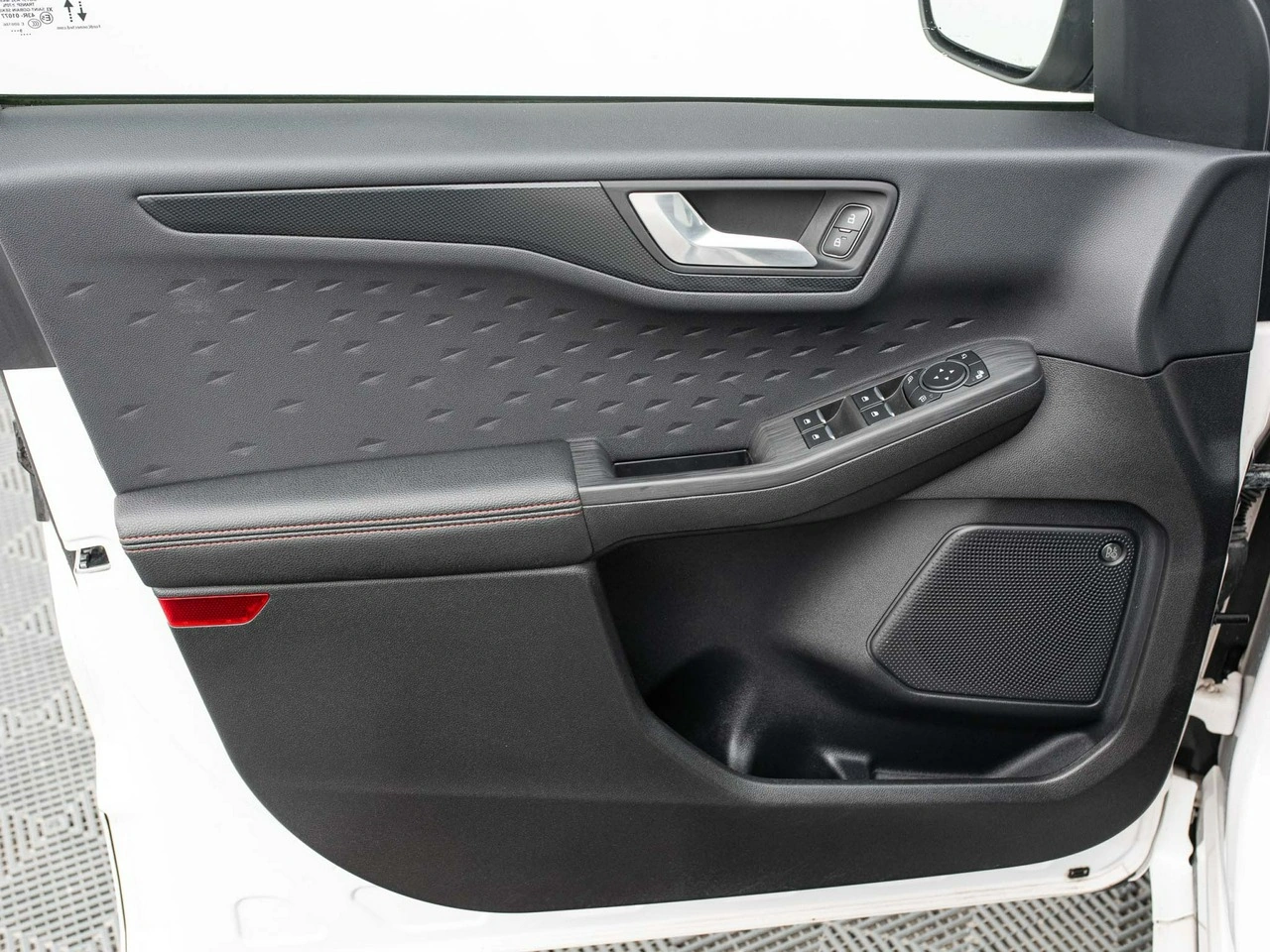 Ford Kuga - Zdjęcie 8