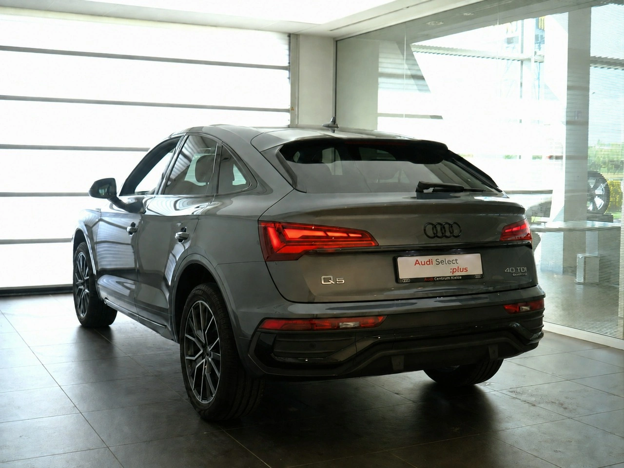 Audi Q5 - Zdjęcie 1