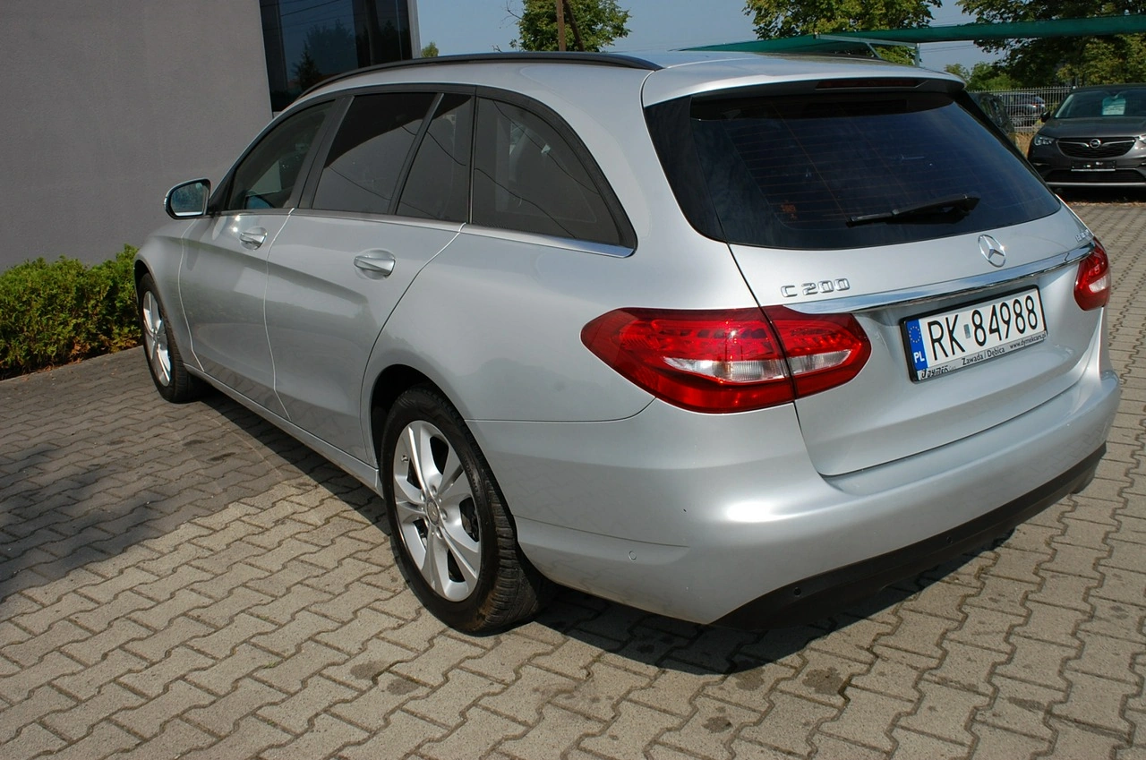 Mercedes C 200 - Zdjęcie 11