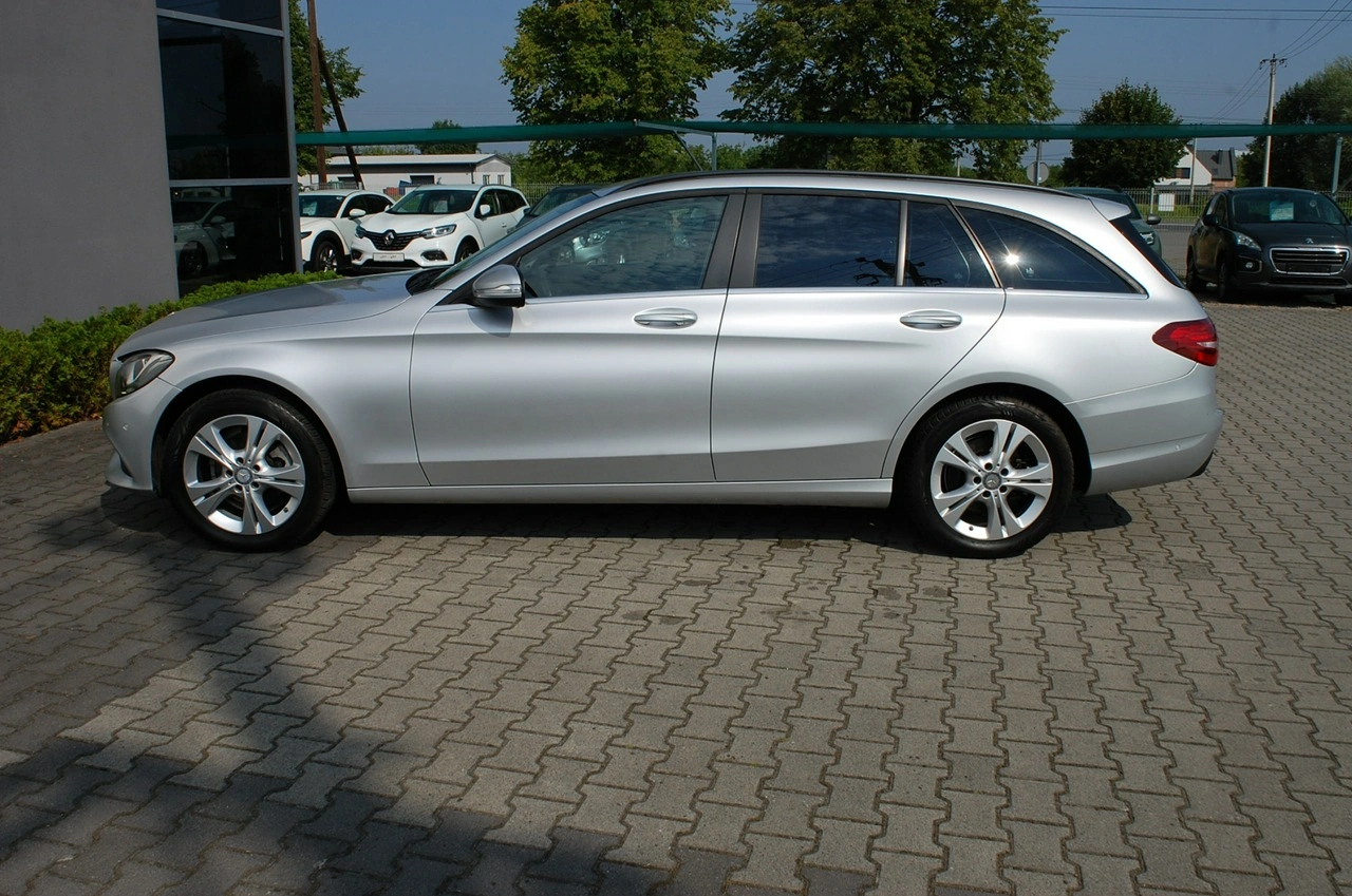 Mercedes C 200 - Zdjęcie 15
