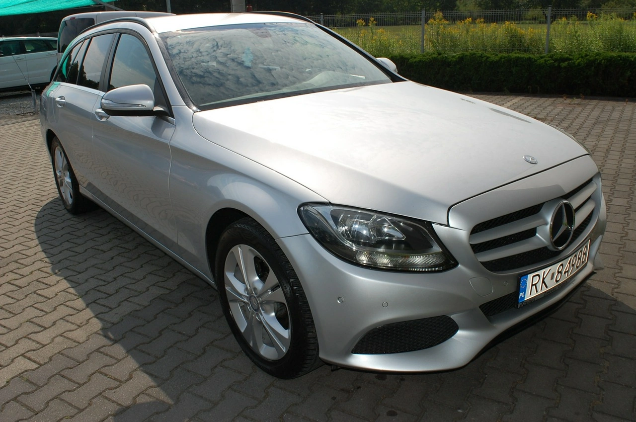 Mercedes C 200 - Zdjęcie 18