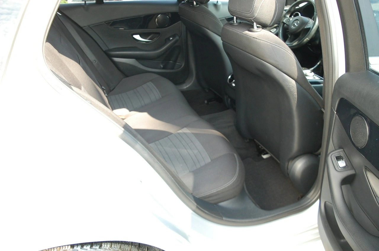Mercedes C 200 - Zdjęcie 25