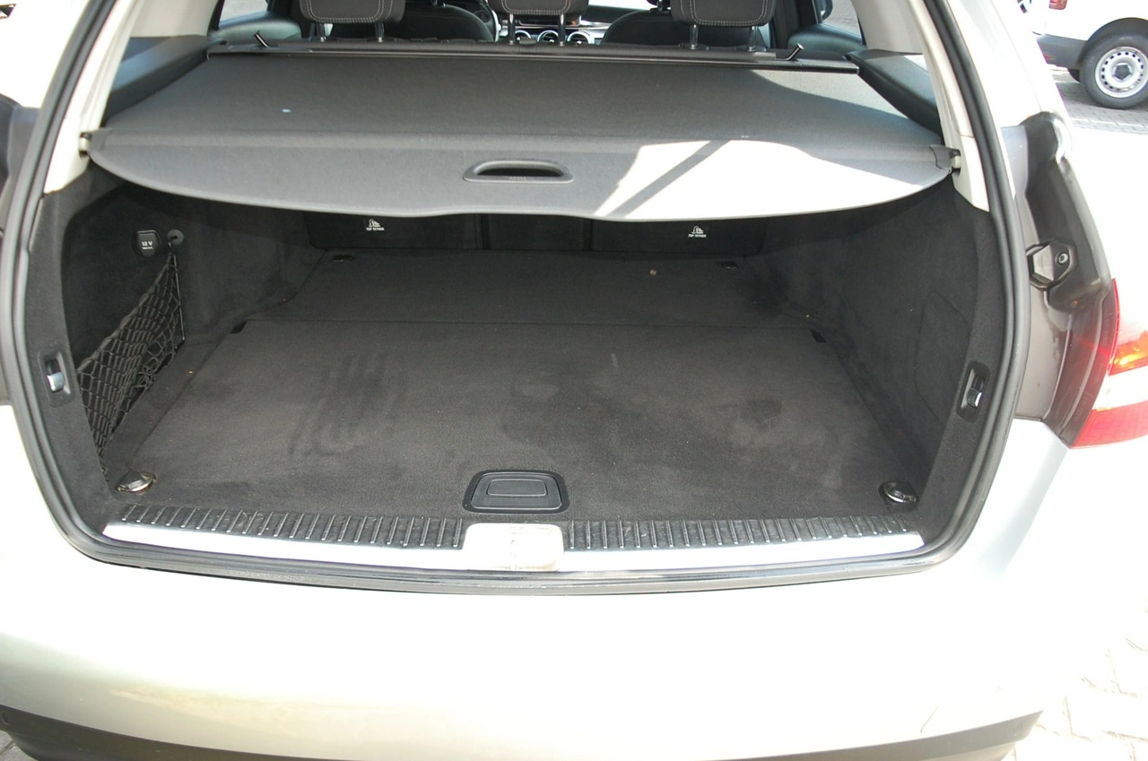 Mercedes C 200 - Zdjęcie 27