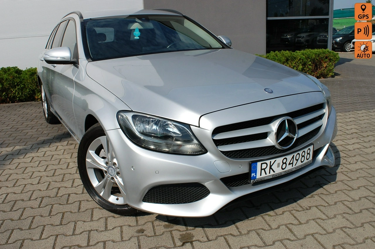 Mercedes C 200 - Główne zdjęcie
