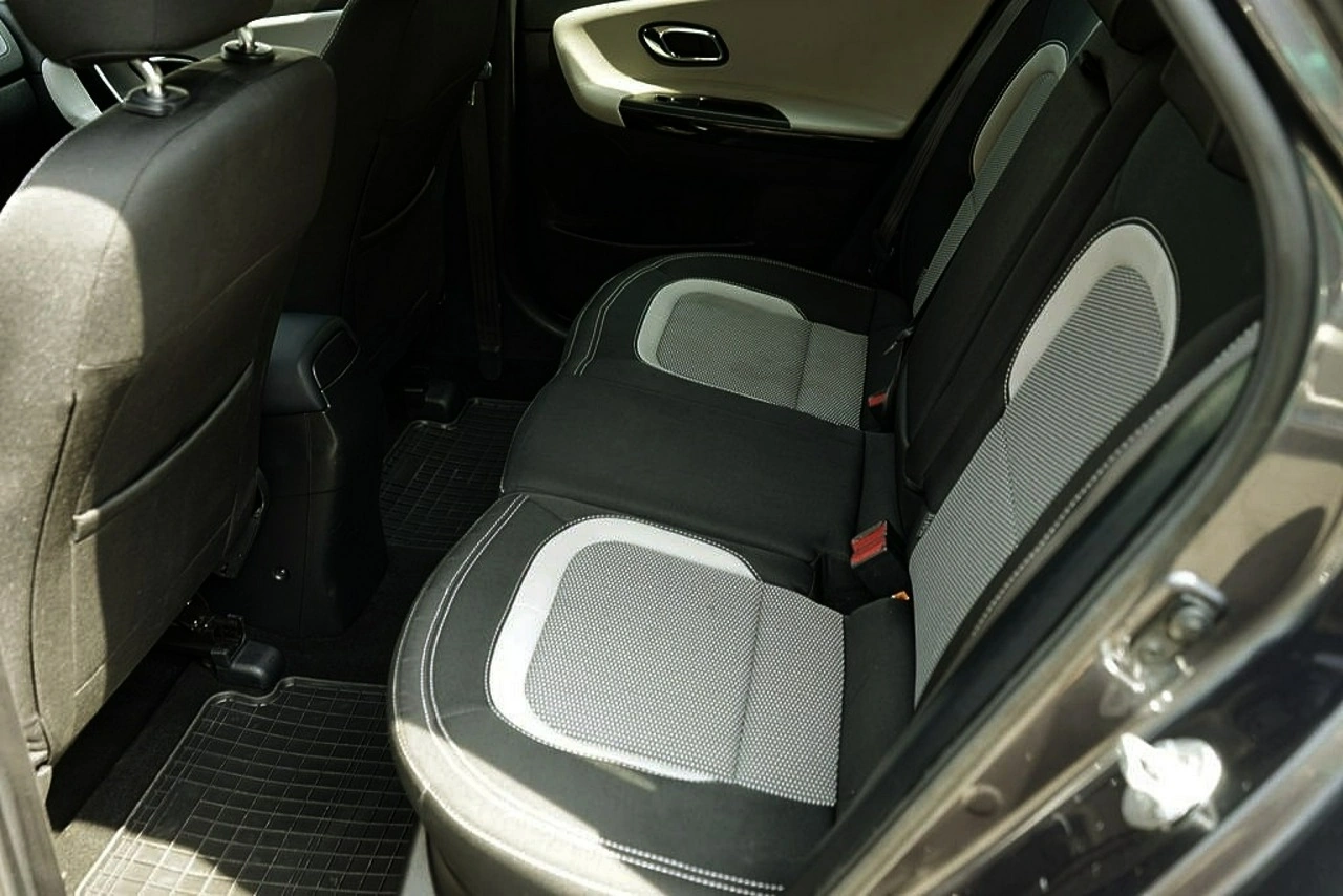 Kia Ceed - Zdjęcie 17