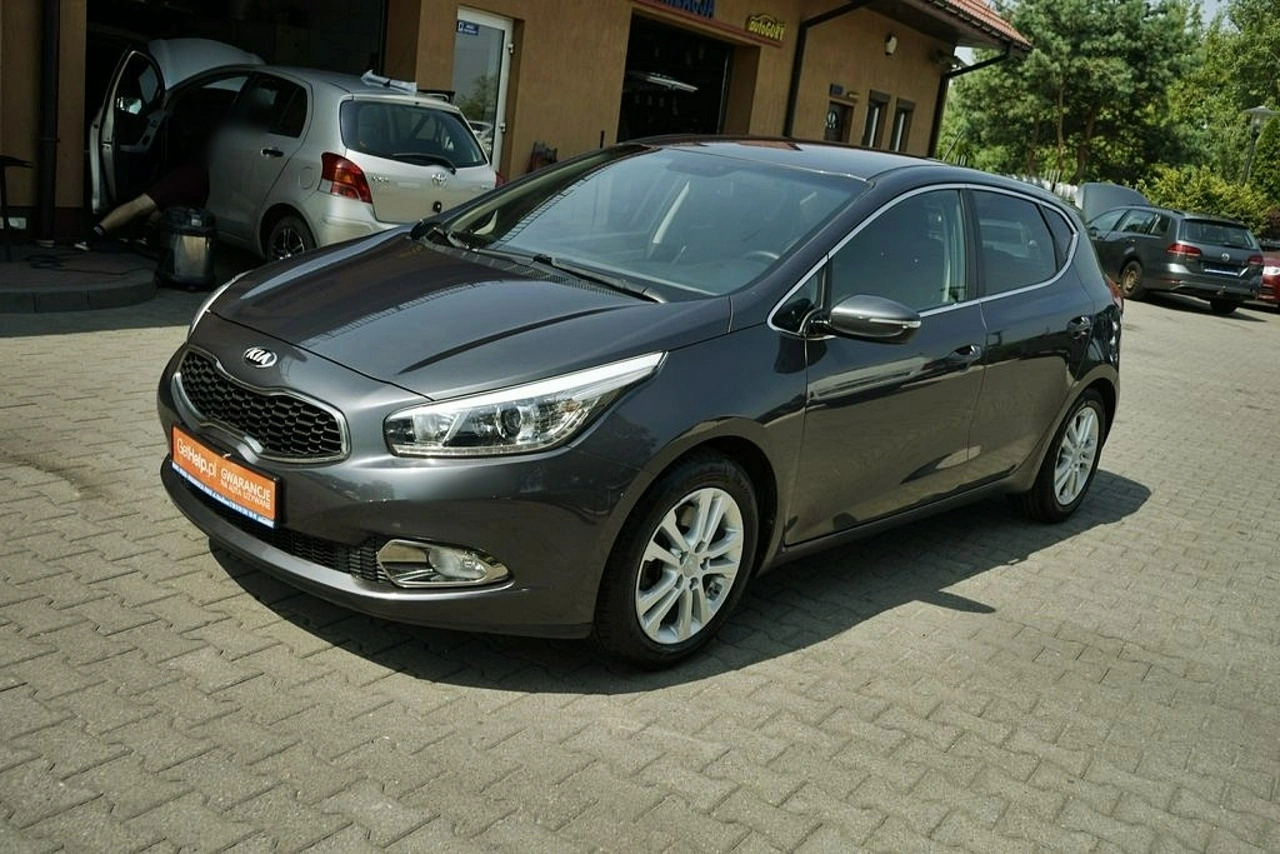 Kia Ceed - Zdjęcie 1