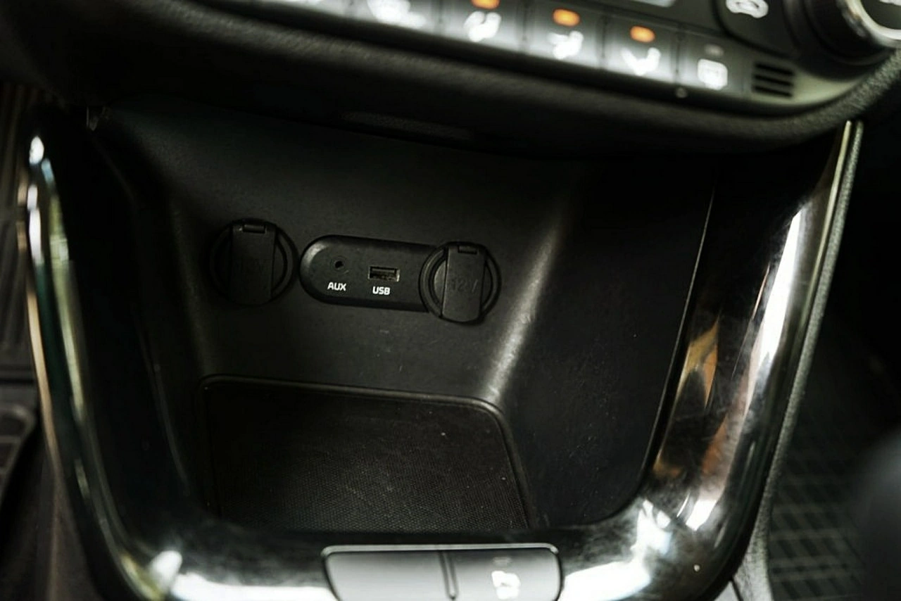 Kia Ceed - Zdjęcie 24