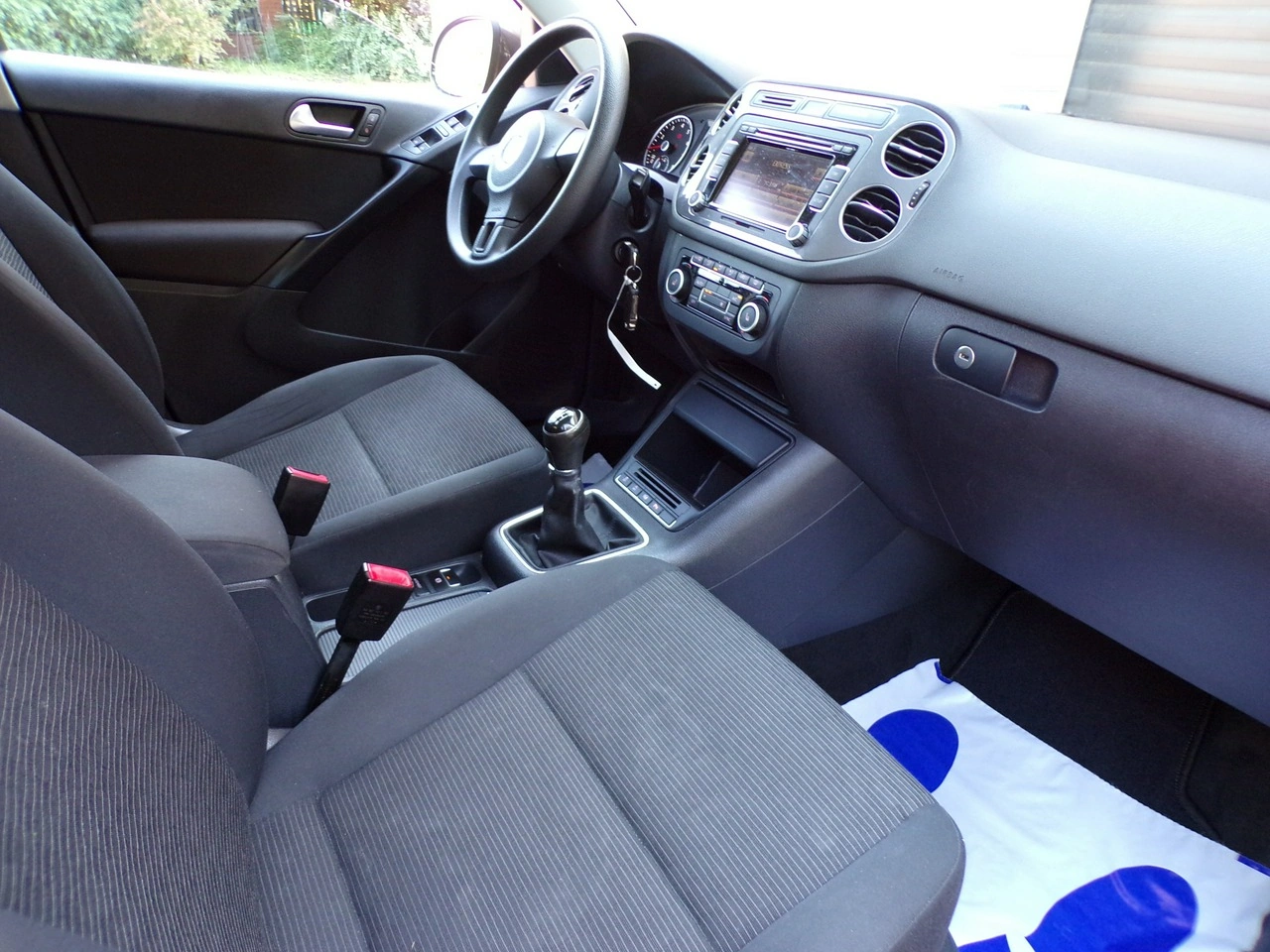 Volkswagen Tiguan - Zdjęcie 25
