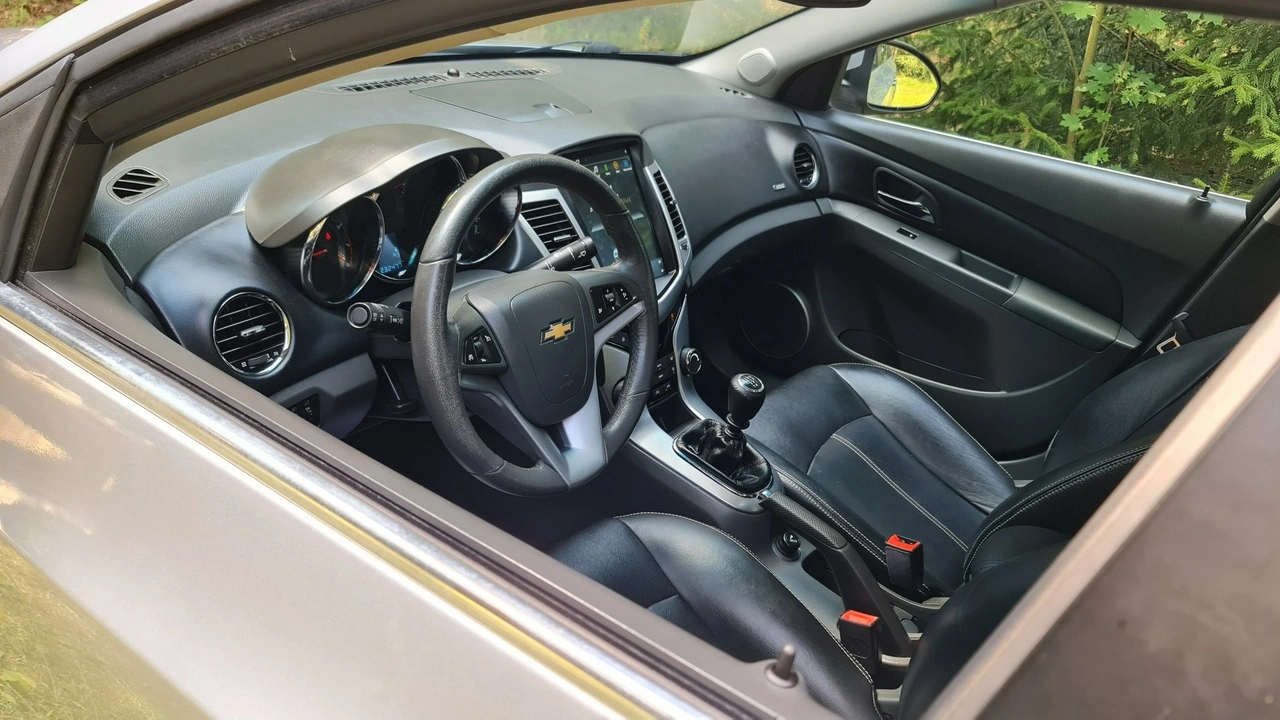 Chevrolet Cruze - Zdjęcie 10