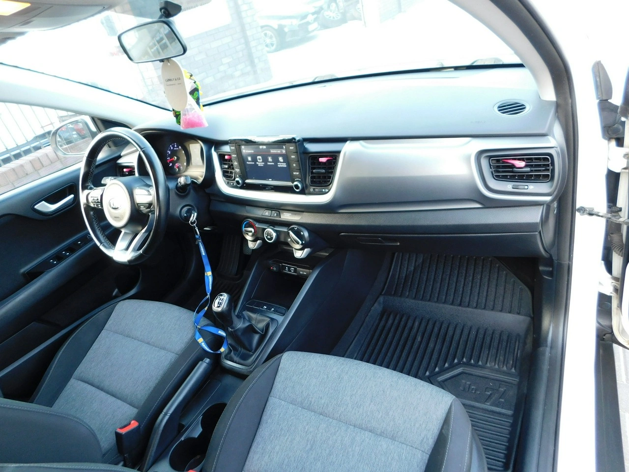 Kia Stonic - Zdjęcie 6