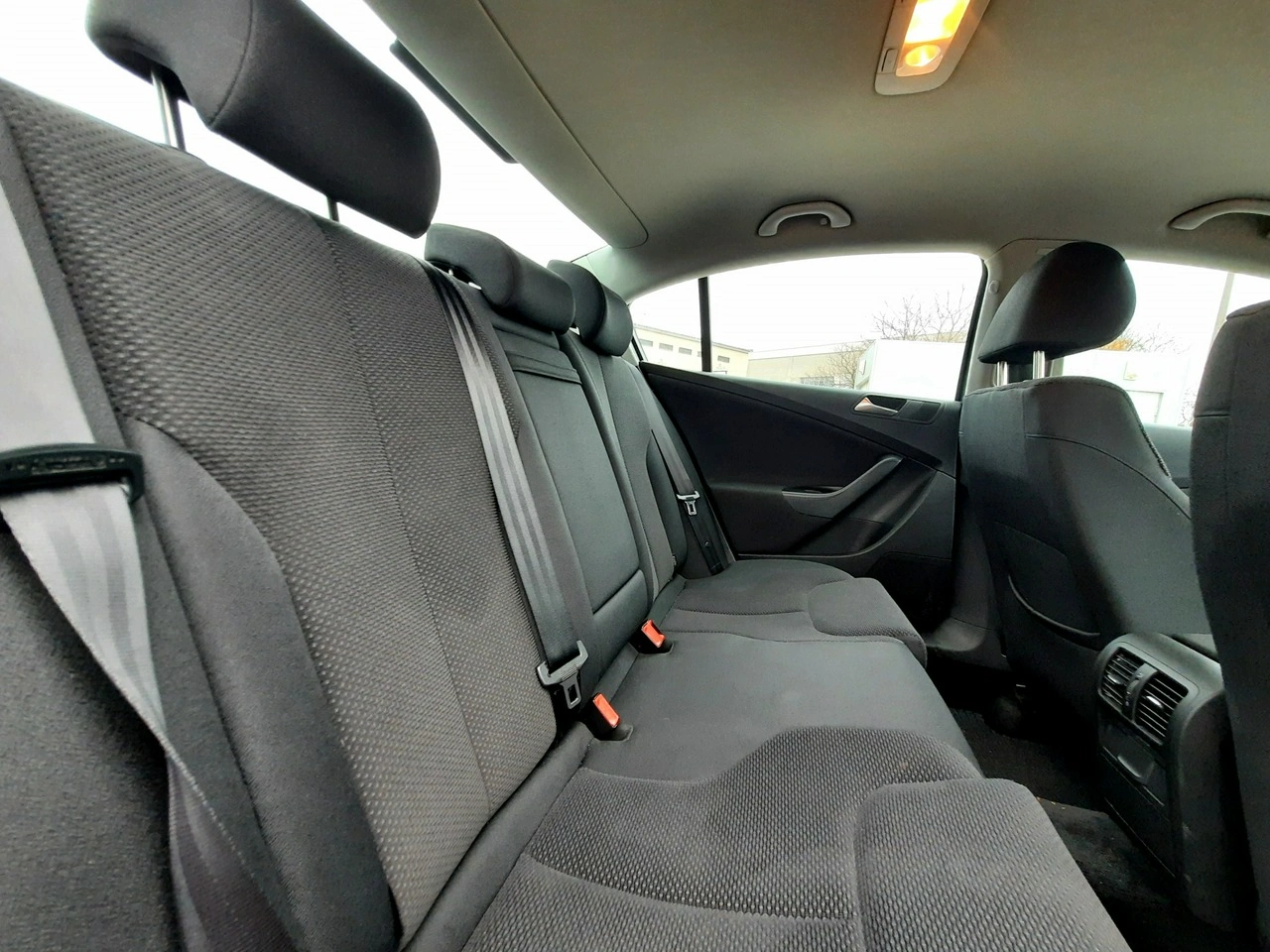 Volkswagen Passat - Zdjęcie 7