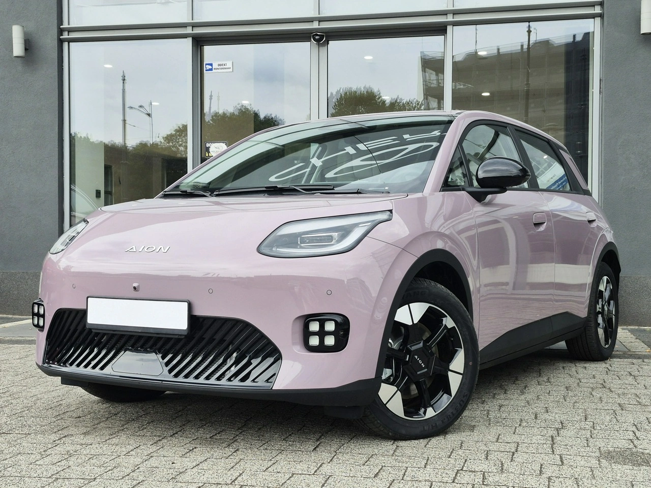 GAC AION UT - Zdjęcie 1