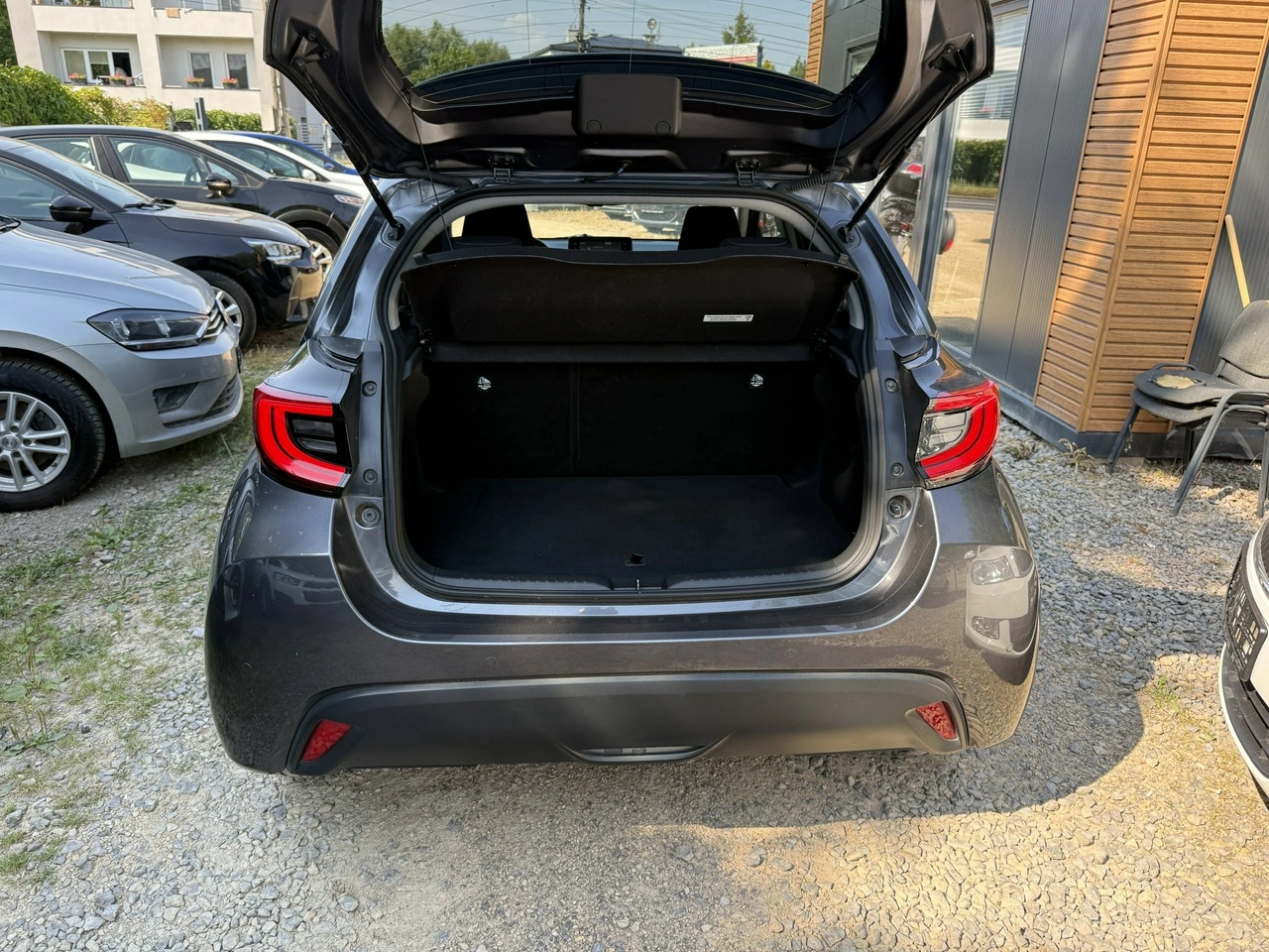 Toyota Yaris - Zdjęcie 18