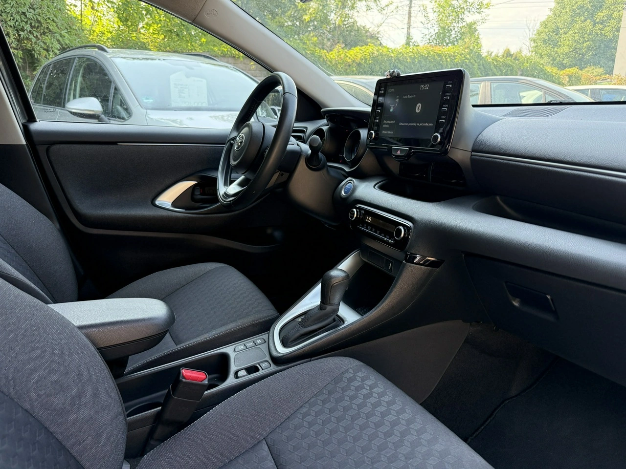 Toyota Yaris - Zdjęcie 19