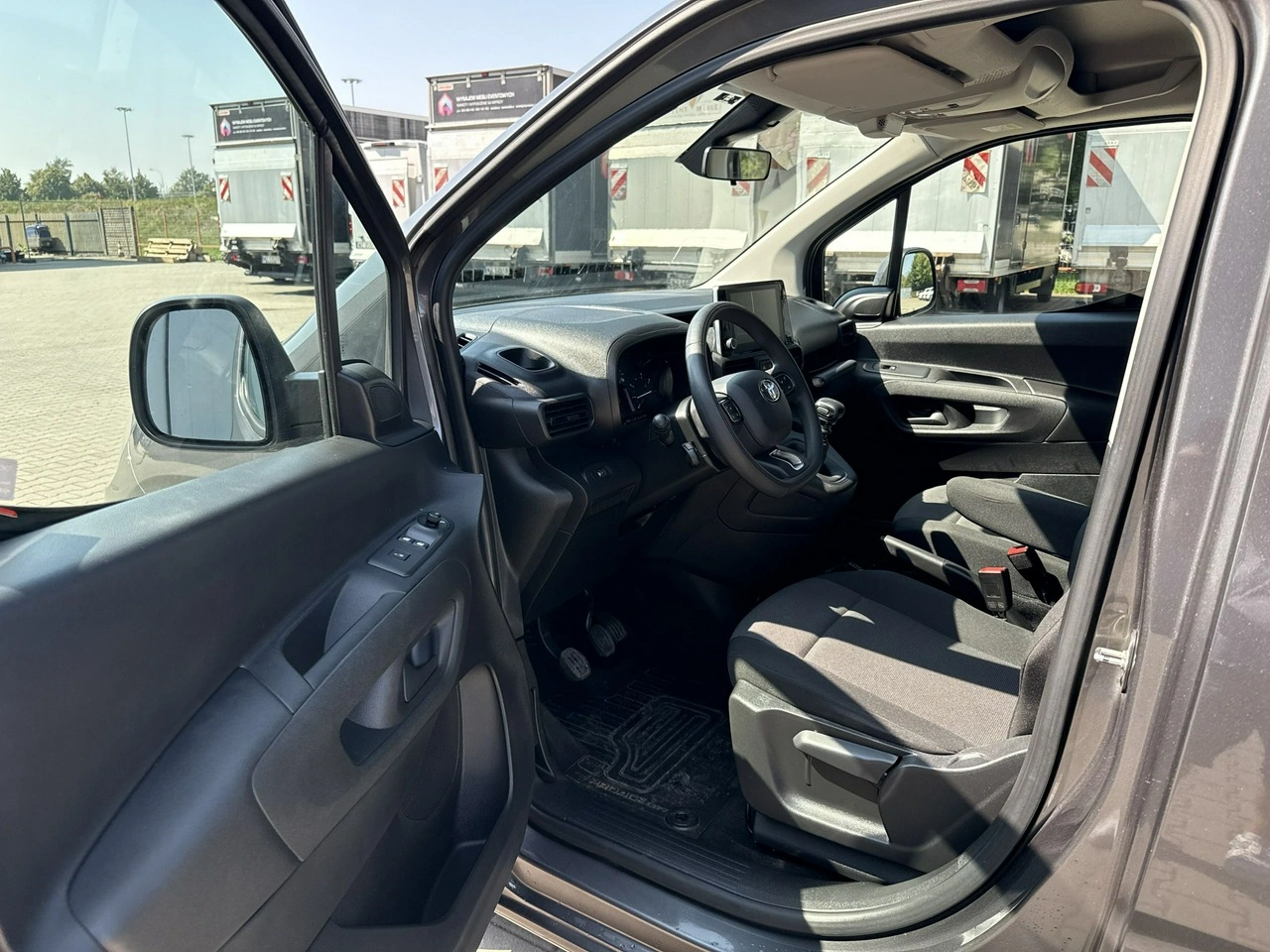 Toyota Proace City - Zdjęcie 9