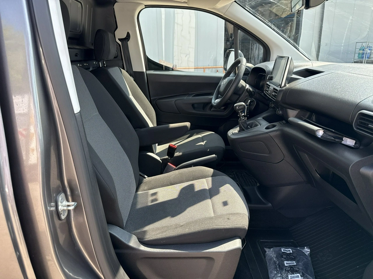 Toyota Proace City - Zdjęcie 14