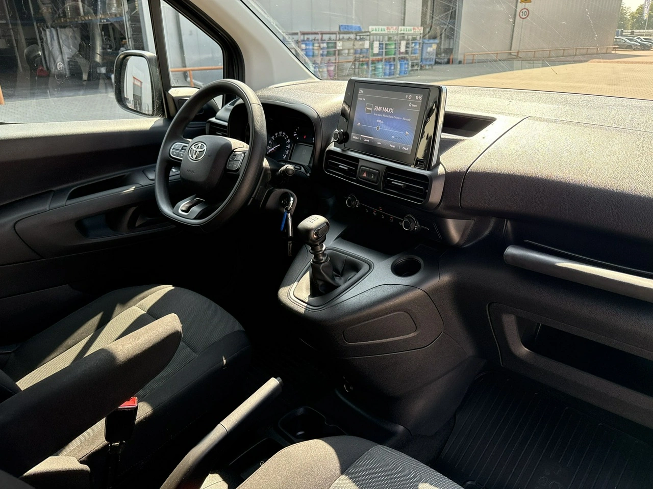 Toyota Proace City - Zdjęcie 15