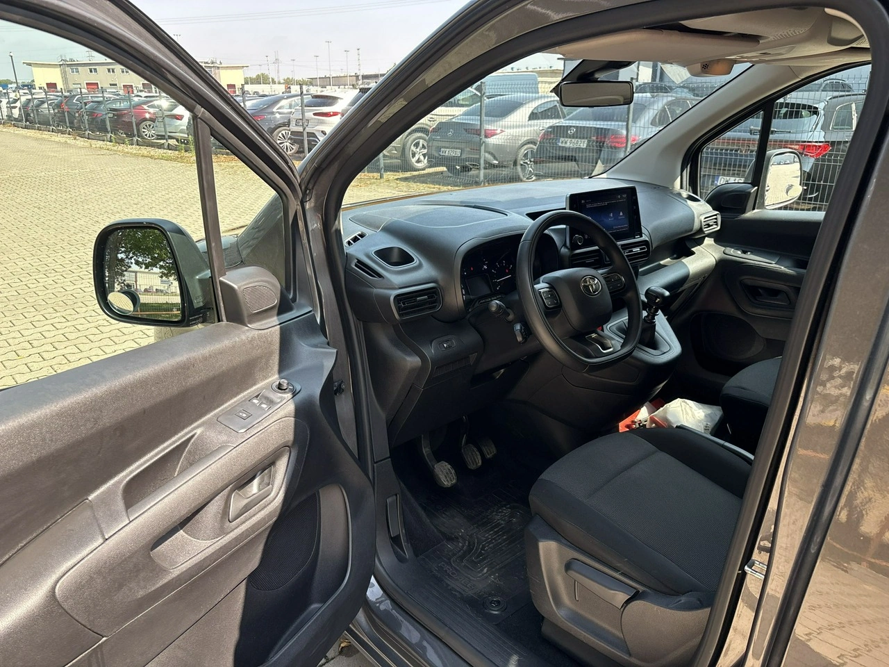 Toyota Proace City - Zdjęcie 10