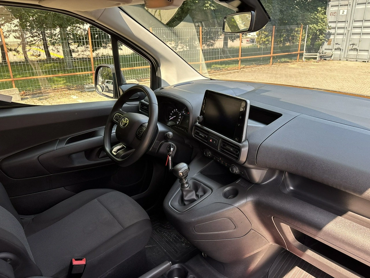 Toyota Proace City - Zdjęcie 11
