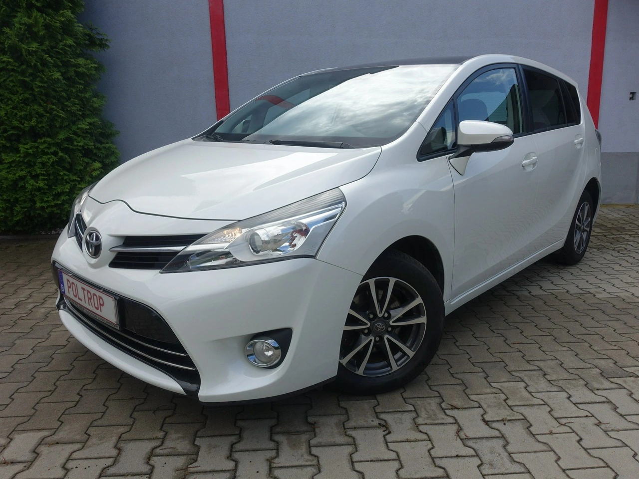 Toyota Verso - Zdjęcie 1