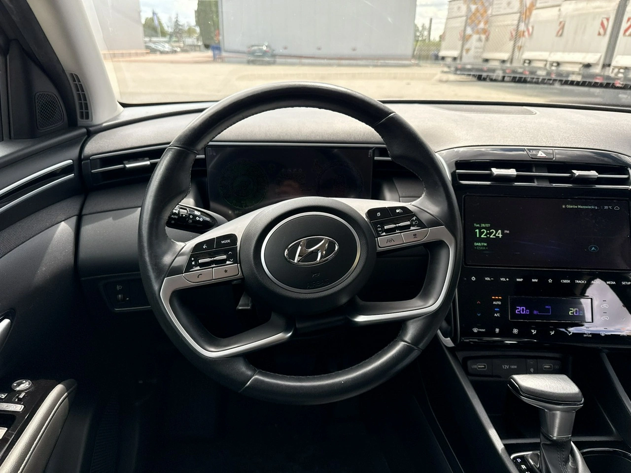 Hyundai Tucson - Zdjęcie 25