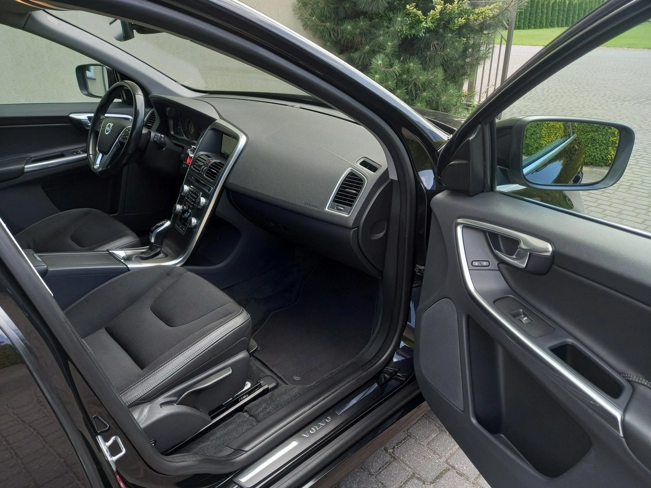 Volvo XC 60 - Zdjęcie 22