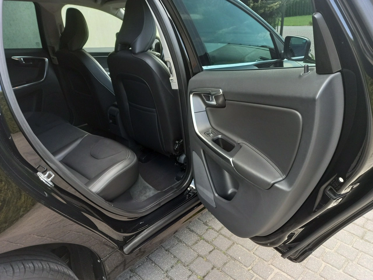 Volvo XC 60 - Zdjęcie 24