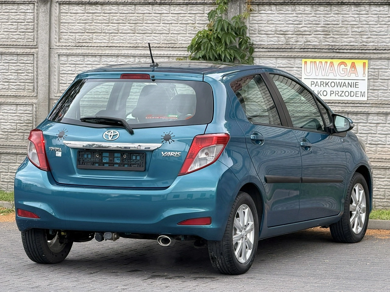 Toyota Yaris - Zdjęcie 2