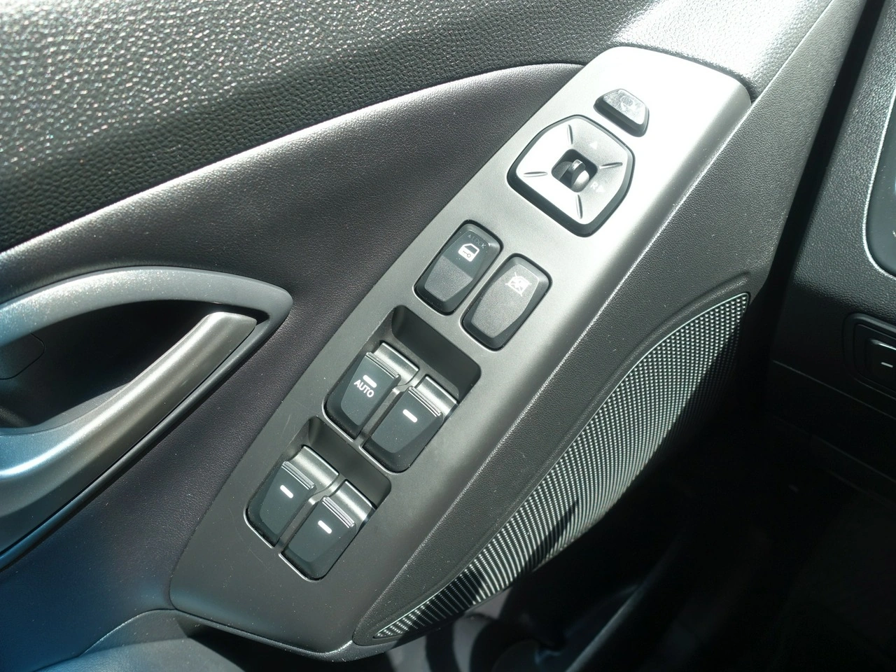 Hyundai ix35 - Zdjęcie 21