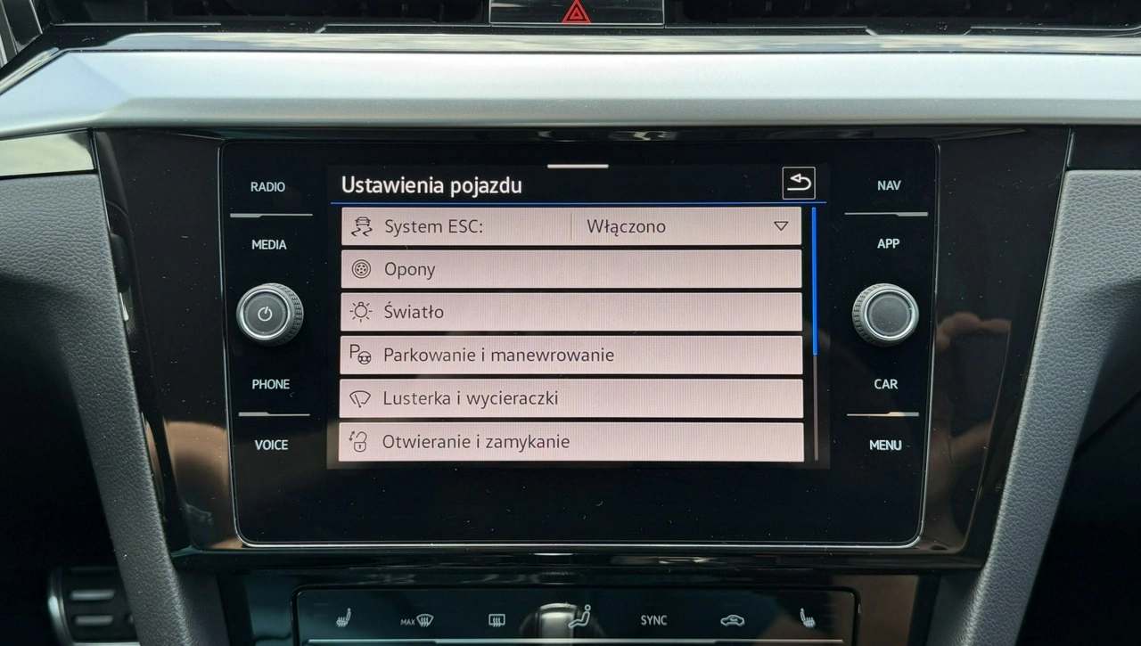 Volkswagen Arteon - Zdjęcie 29