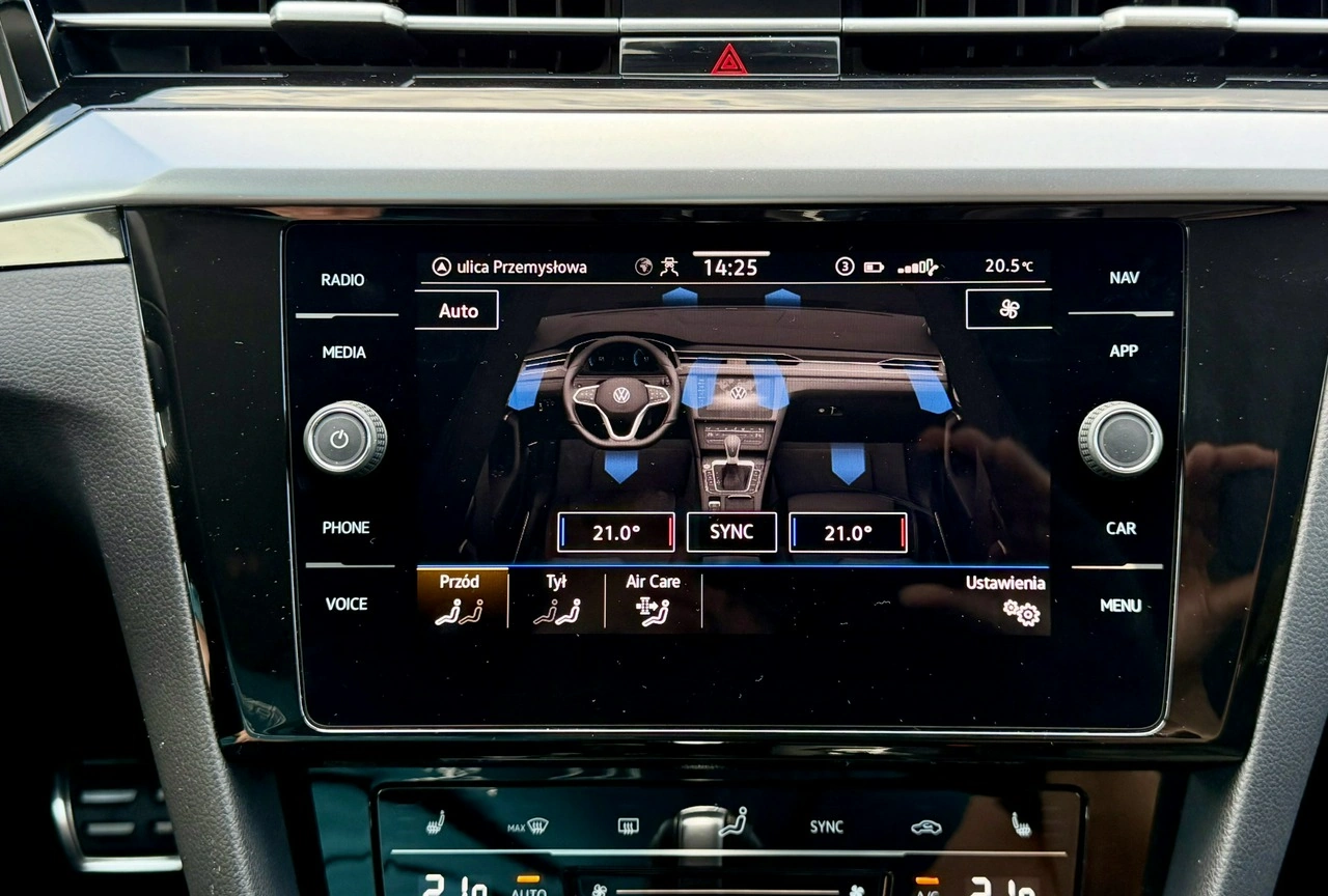 Volkswagen Arteon - Zdjęcie 32