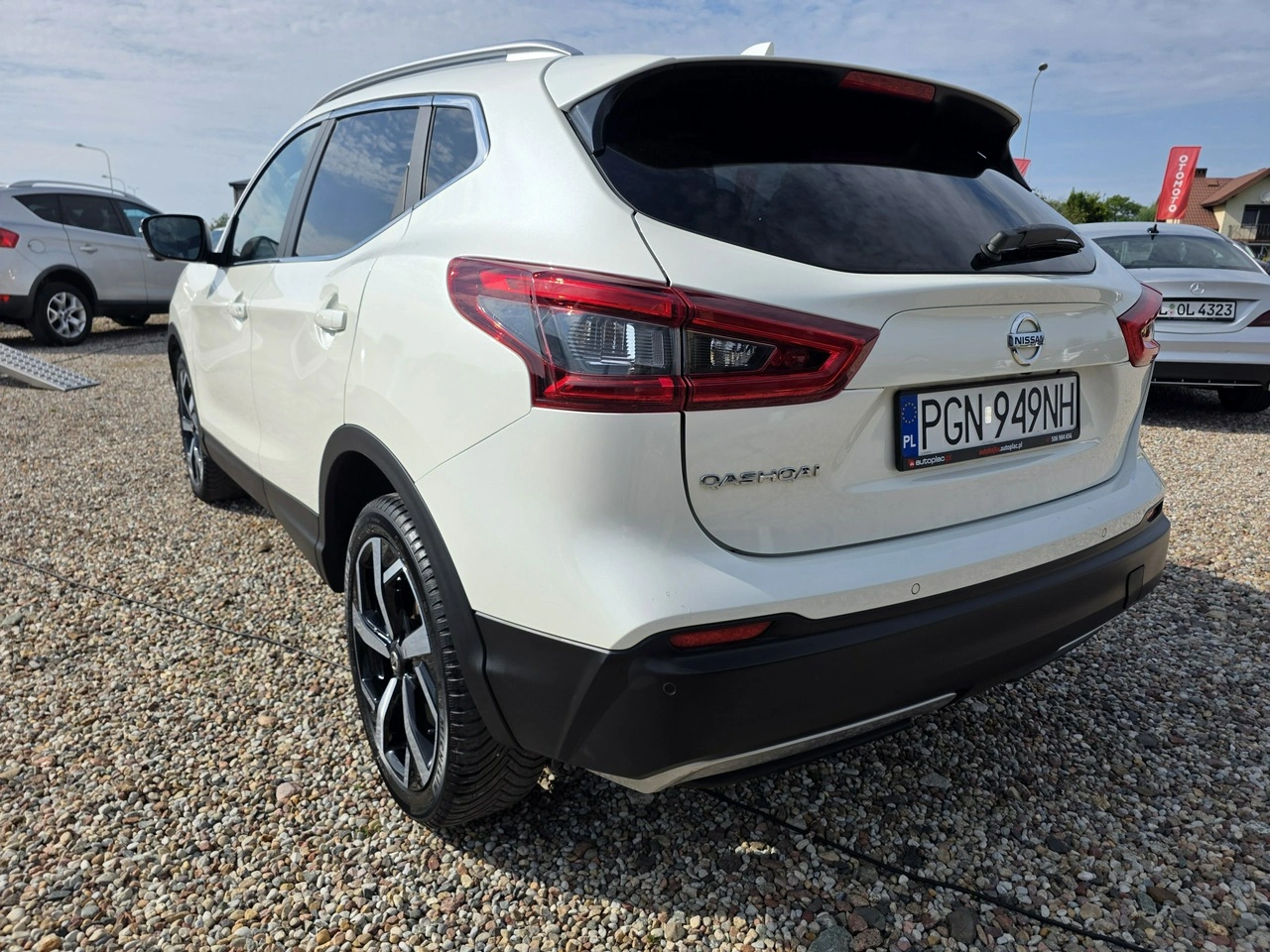 Nissan Qashqai - Zdjęcie 17