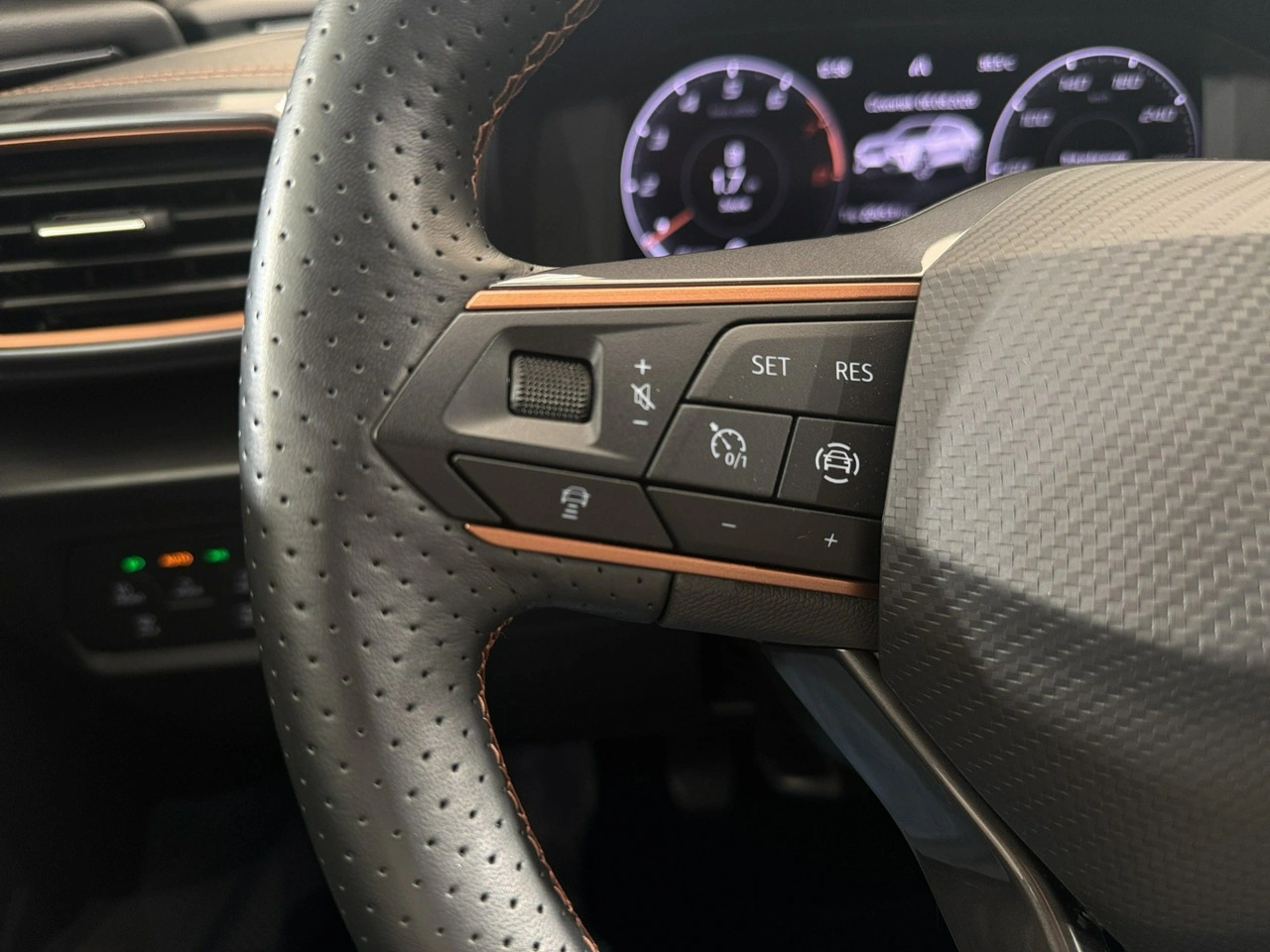 Cupra Formentor - Zdjęcie 14