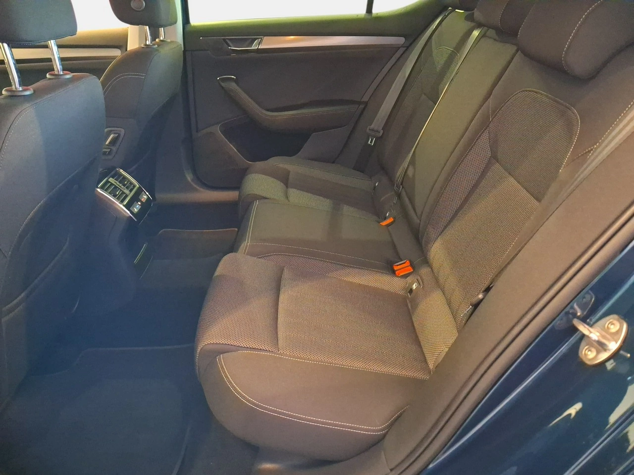 Skoda Superb - Zdjęcie 10