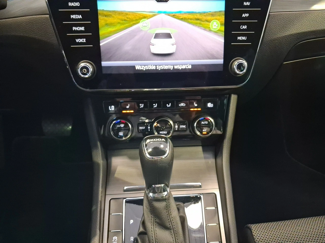 Skoda Superb - Zdjęcie 21