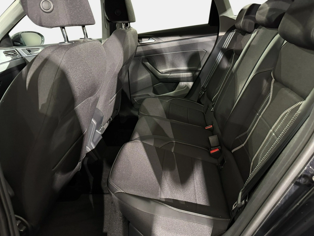 Volkswagen Taigo - Zdjęcie 12