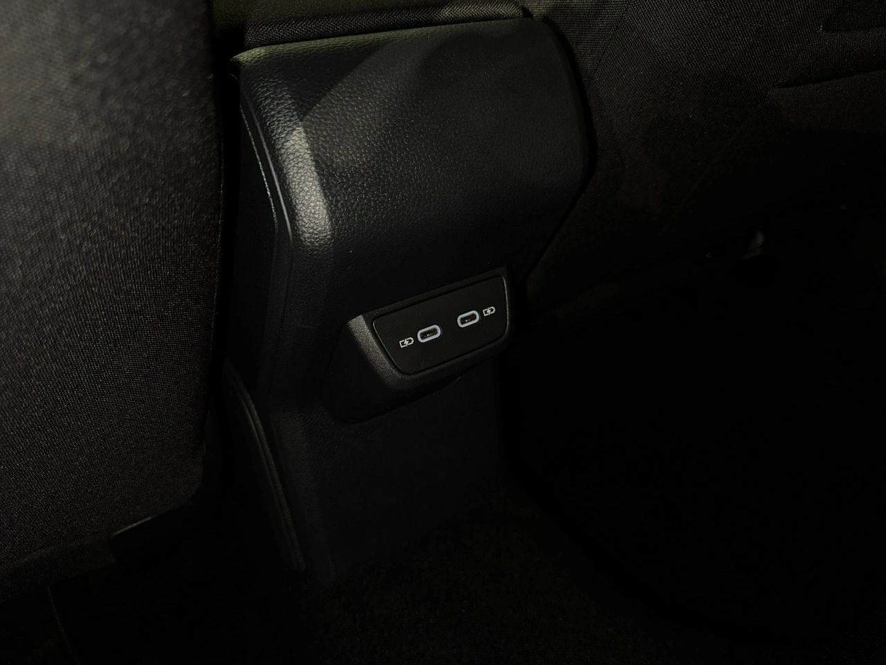 Volkswagen Taigo - Zdjęcie 13