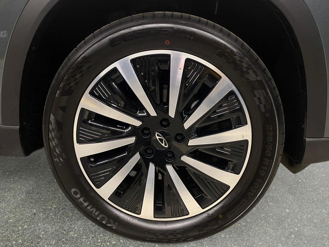 Chery Tiggo 8 - Zdjęcie 9