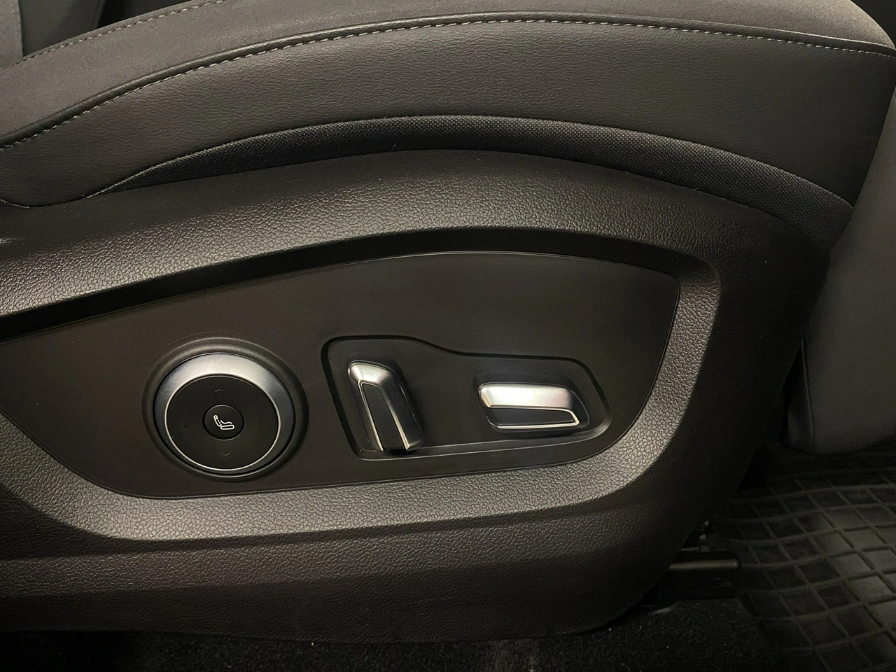 Chery Tiggo 8 - Zdjęcie 13