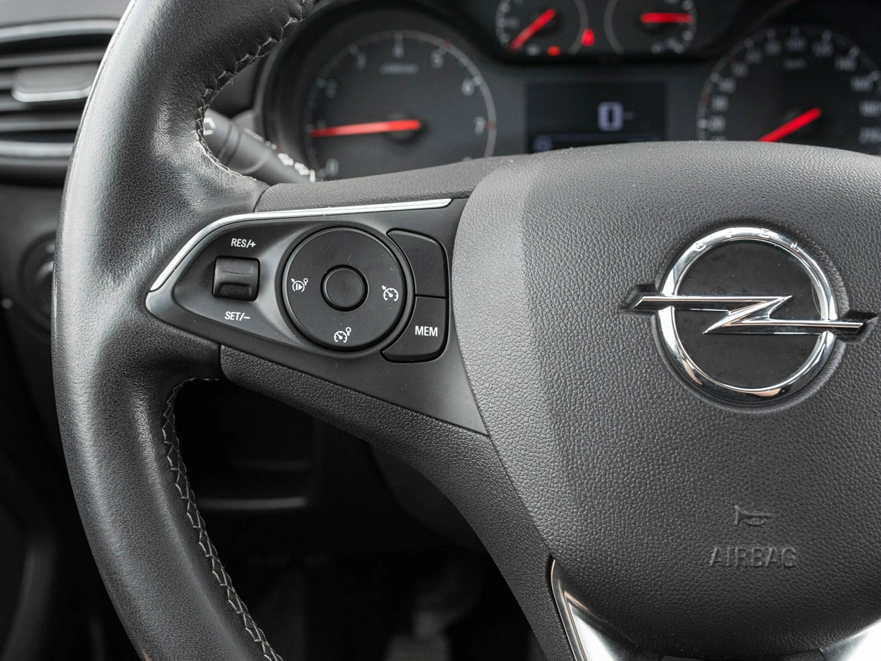 Opel Crossland - Zdjęcie 12