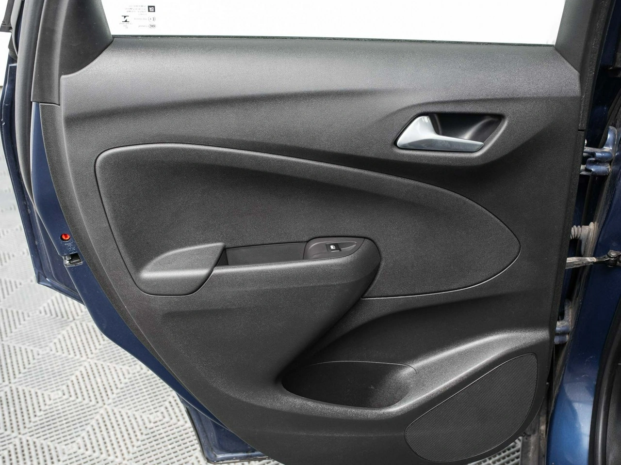 Opel Crossland - Zdjęcie 17