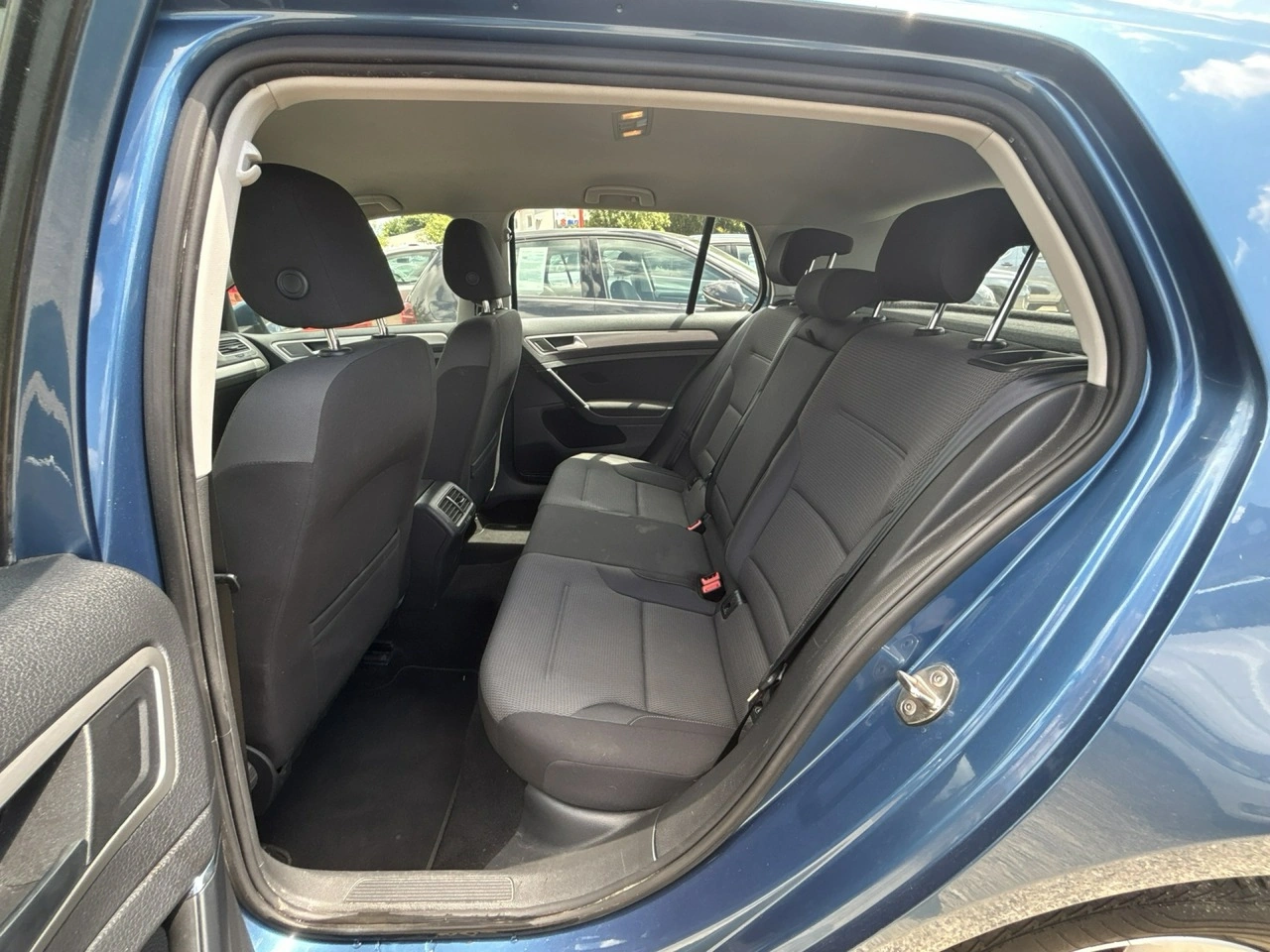 Volkswagen Golf - Zdjęcie 9