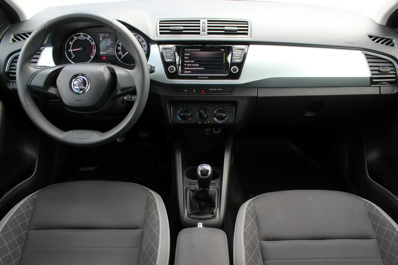 Skoda Fabia - Zdjęcie 9