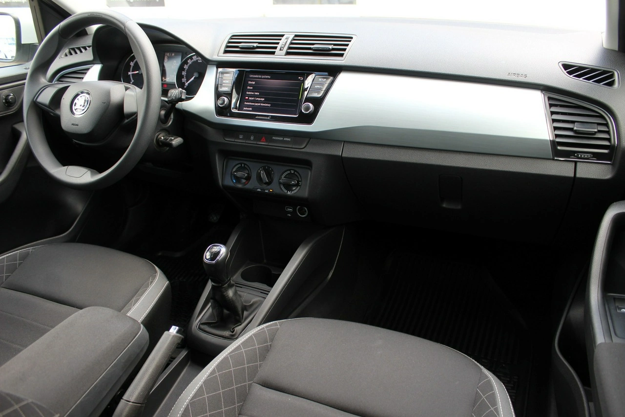 Skoda Fabia - Zdjęcie 10