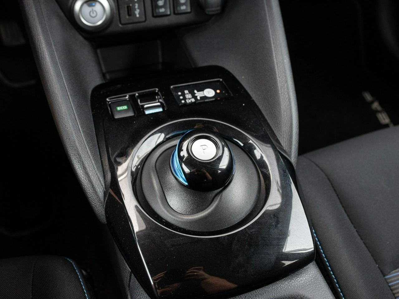 Nissan Leaf - Zdjęcie 14